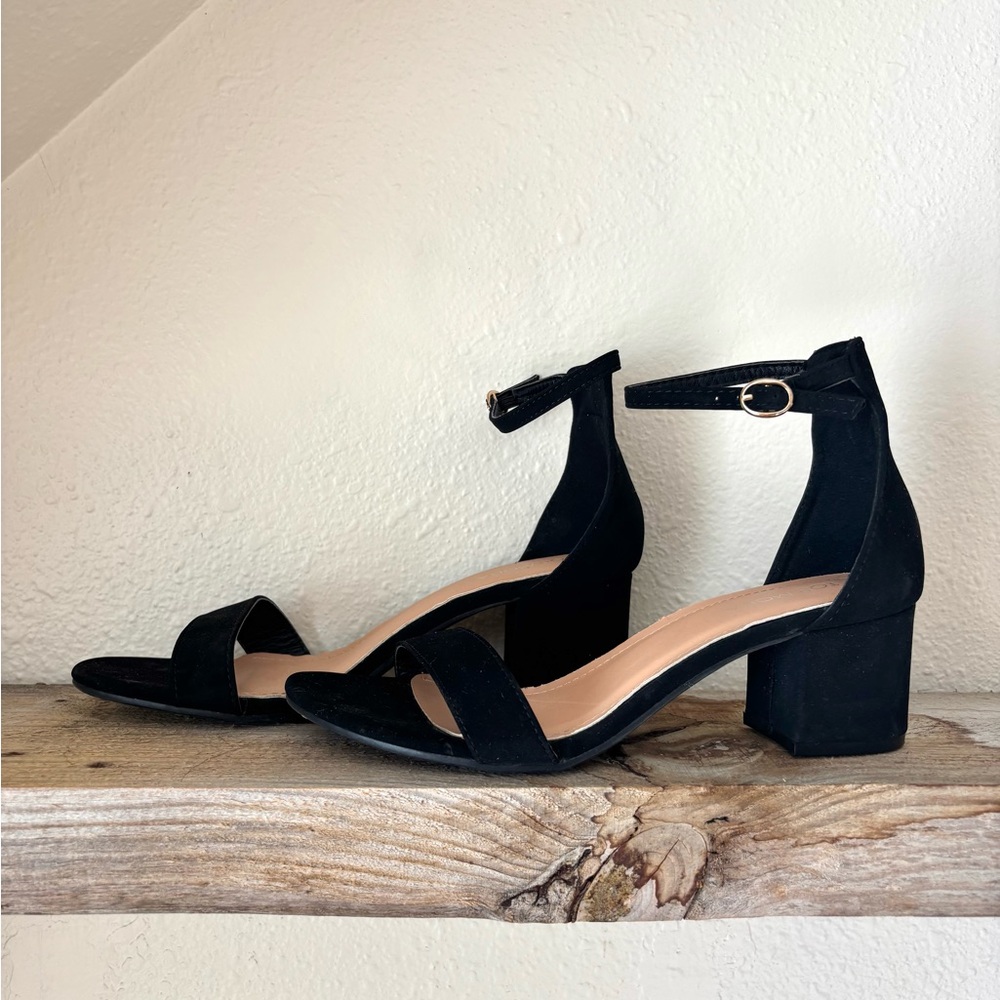 TOP Moda Black Ankle Strap Heels 8